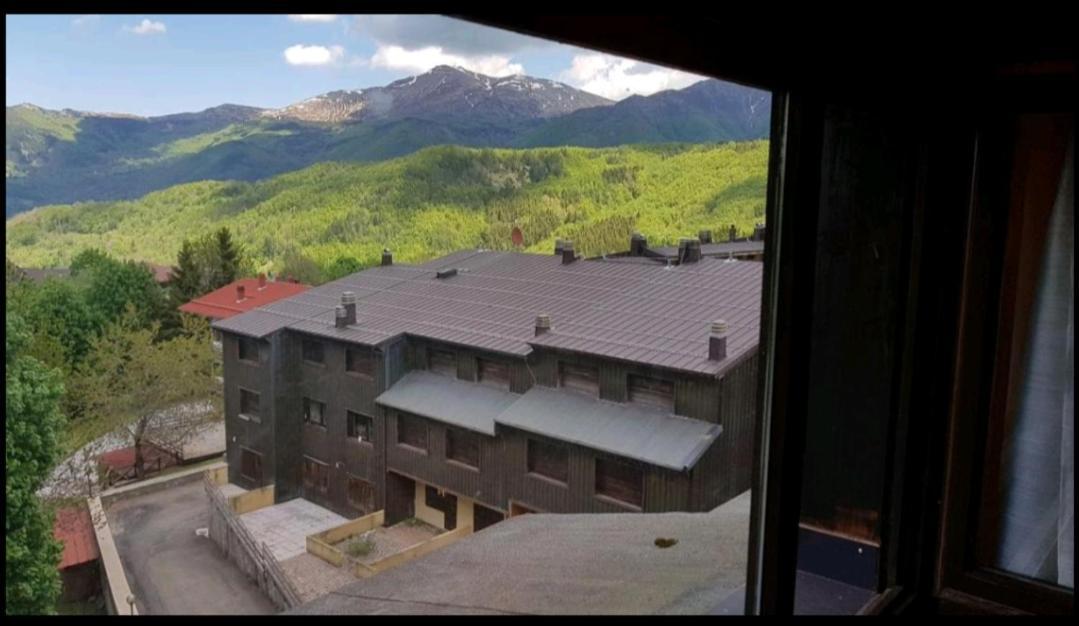Appartamento trilocale sulle piste da sci Abetone Esterno foto