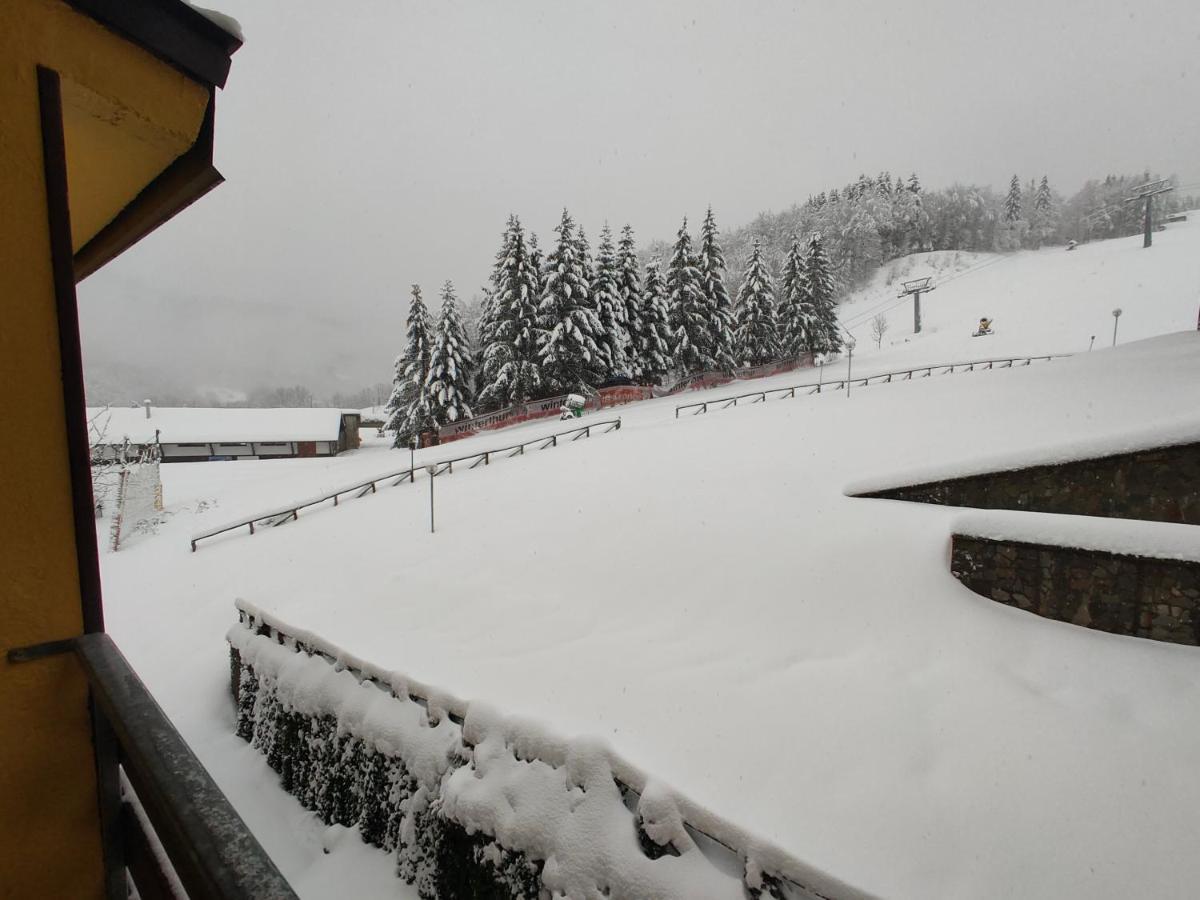 Appartamento trilocale sulle piste da sci Abetone Esterno foto